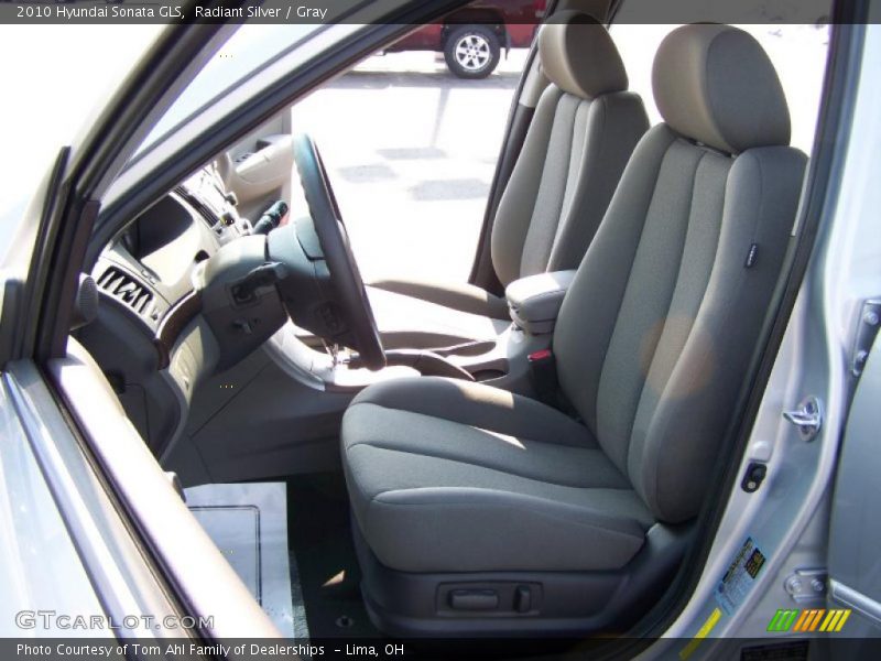 Radiant Silver / Gray 2010 Hyundai Sonata GLS