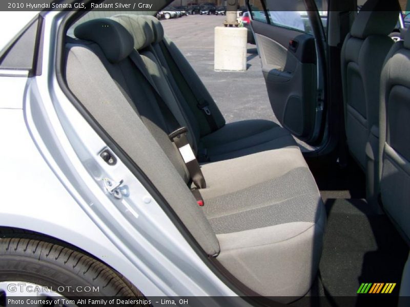 Radiant Silver / Gray 2010 Hyundai Sonata GLS