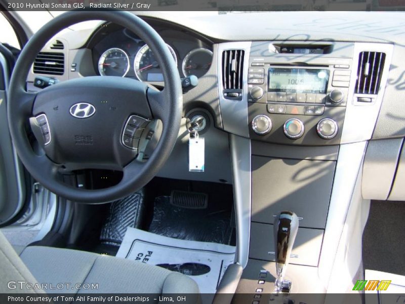 Radiant Silver / Gray 2010 Hyundai Sonata GLS