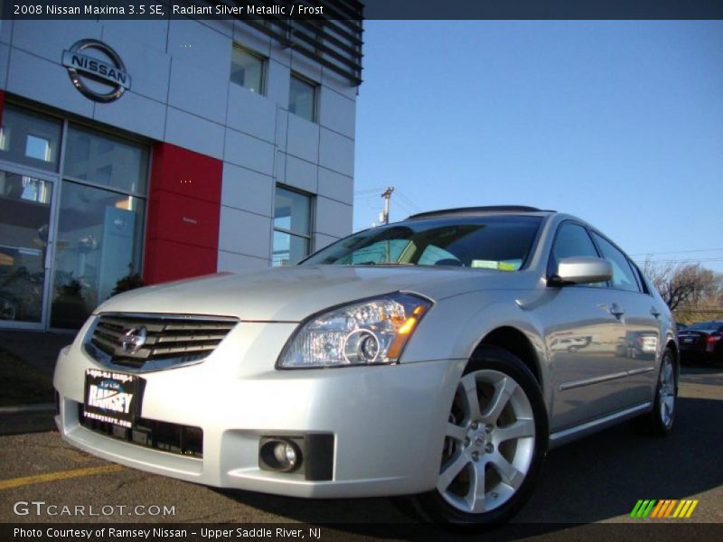 Radiant Silver Metallic / Frost 2008 Nissan Maxima 3.5 SE