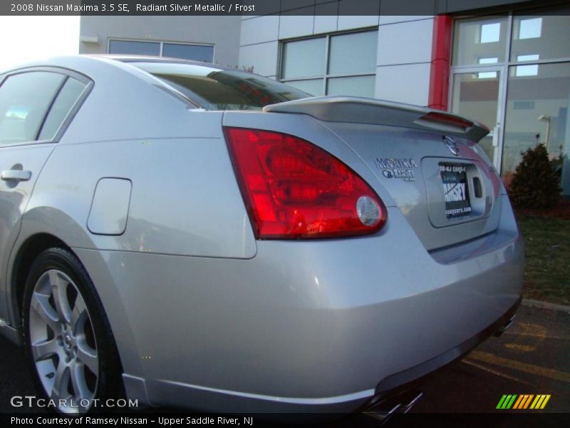 Radiant Silver Metallic / Frost 2008 Nissan Maxima 3.5 SE