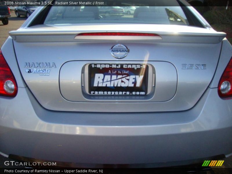Radiant Silver Metallic / Frost 2008 Nissan Maxima 3.5 SE