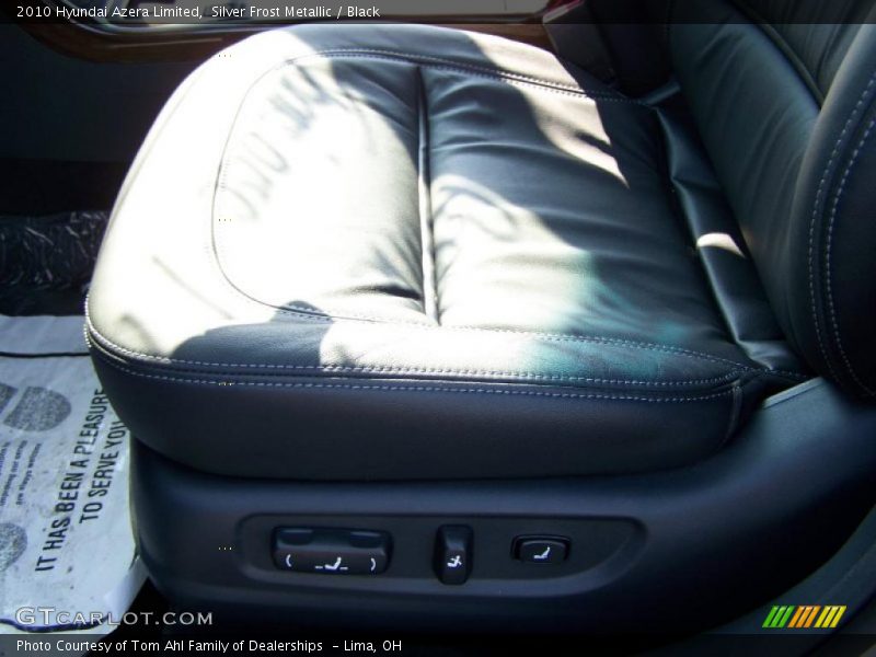 Silver Frost Metallic / Black 2010 Hyundai Azera Limited