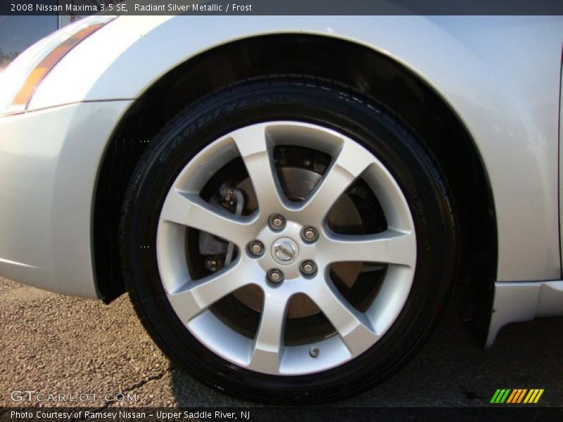 Radiant Silver Metallic / Frost 2008 Nissan Maxima 3.5 SE