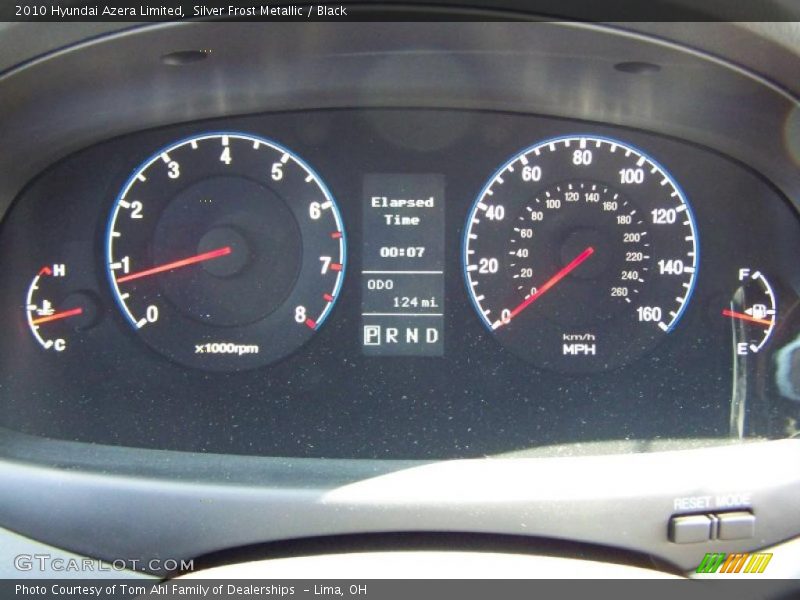 Silver Frost Metallic / Black 2010 Hyundai Azera Limited