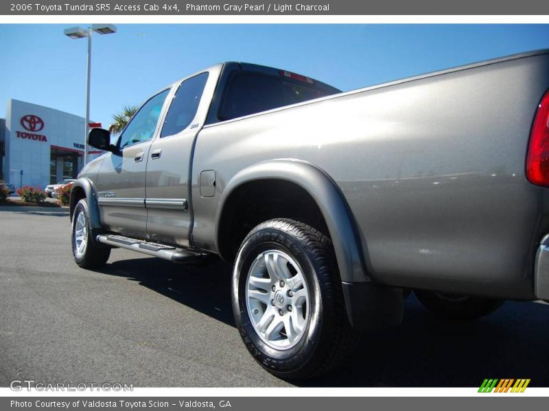Phantom Gray Pearl / Light Charcoal 2006 Toyota Tundra SR5 Access Cab 4x4