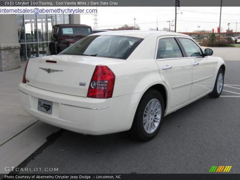 Cool Vanilla White / Dark Slate Gray 2010 Chrysler 300 Touring