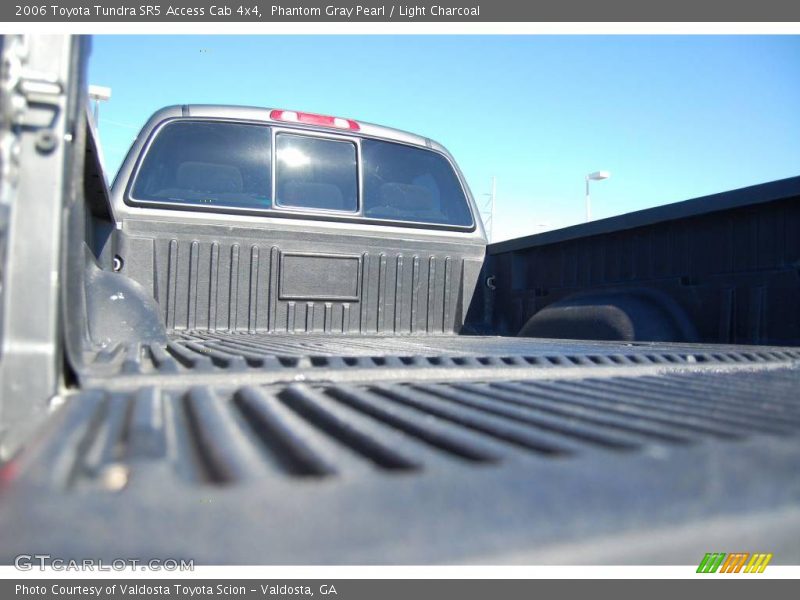 Phantom Gray Pearl / Light Charcoal 2006 Toyota Tundra SR5 Access Cab 4x4