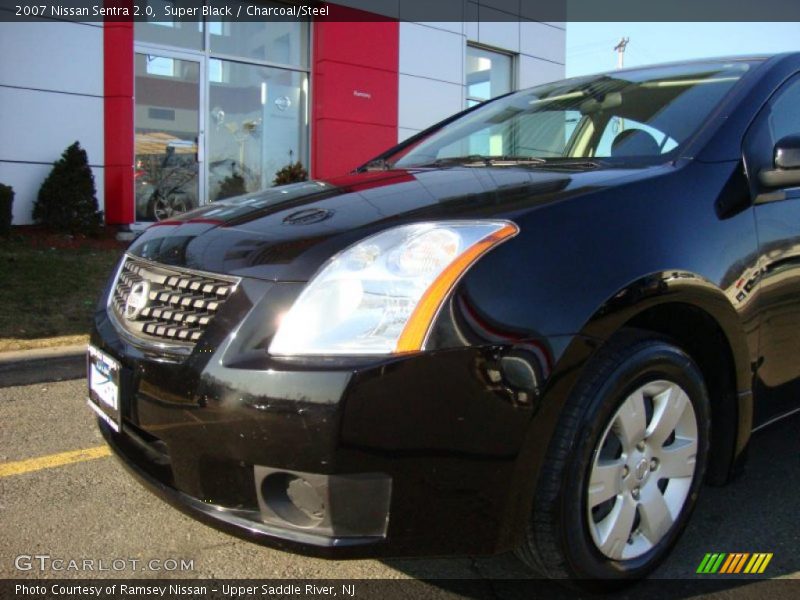 Super Black / Charcoal/Steel 2007 Nissan Sentra 2.0