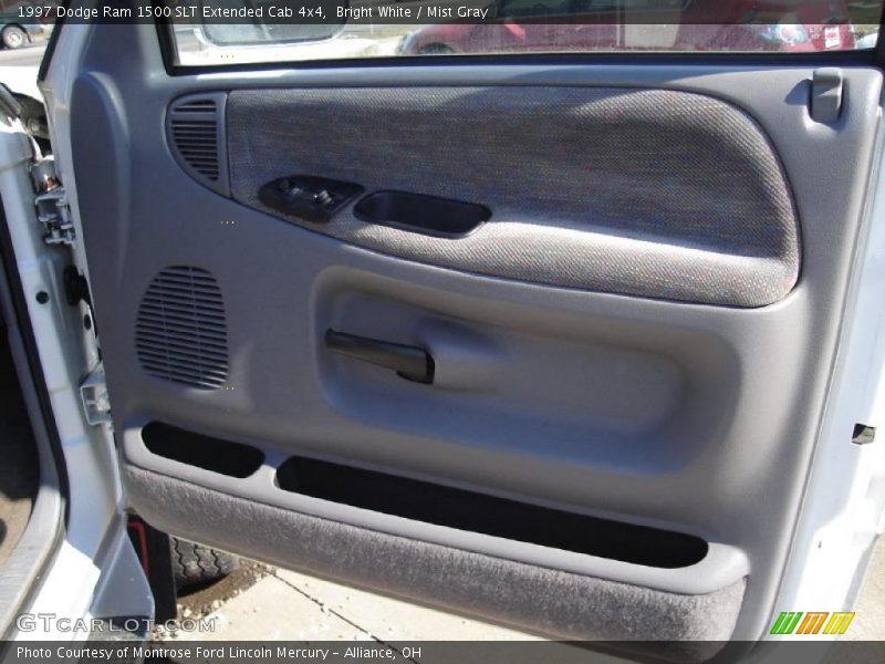 Bright White / Mist Gray 1997 Dodge Ram 1500 SLT Extended Cab 4x4