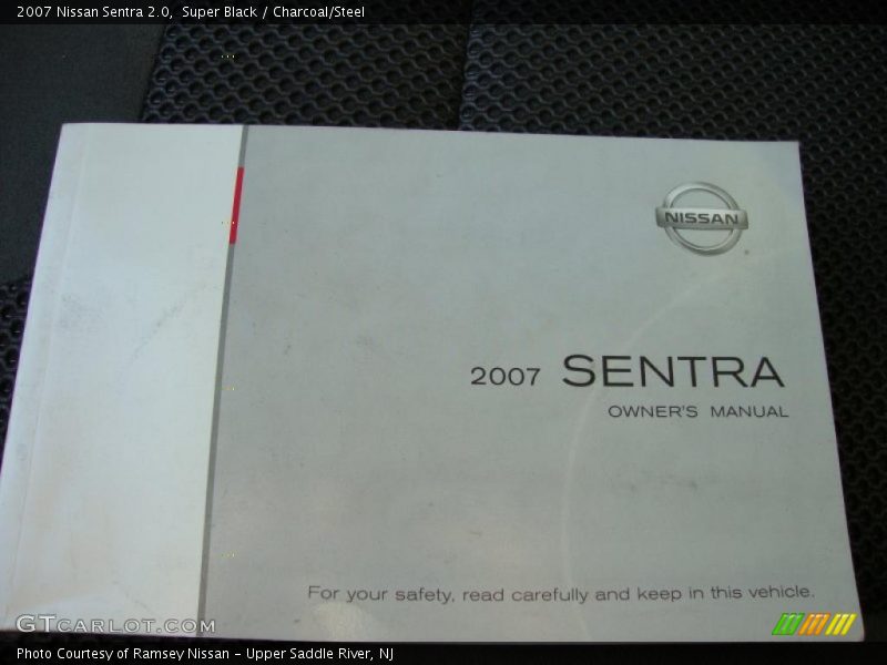 Super Black / Charcoal/Steel 2007 Nissan Sentra 2.0