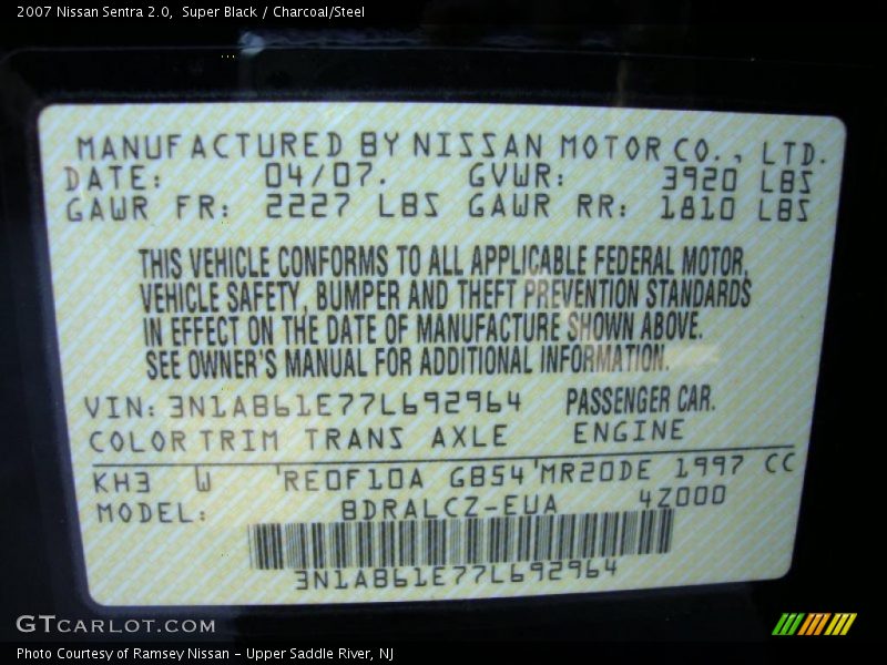 Super Black / Charcoal/Steel 2007 Nissan Sentra 2.0