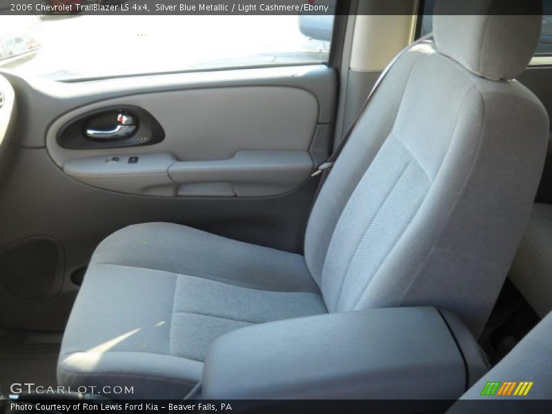 Silver Blue Metallic / Light Cashmere/Ebony 2006 Chevrolet TrailBlazer LS 4x4