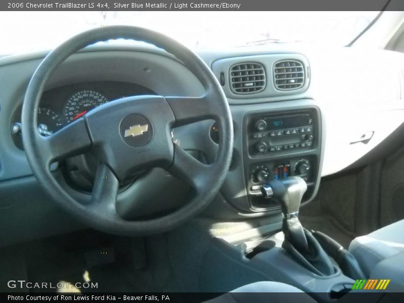 Silver Blue Metallic / Light Cashmere/Ebony 2006 Chevrolet TrailBlazer LS 4x4