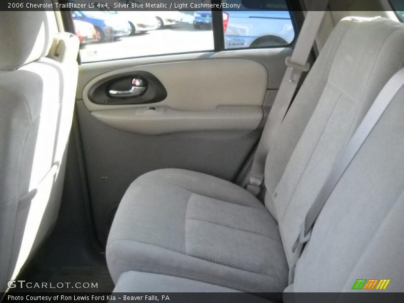 Silver Blue Metallic / Light Cashmere/Ebony 2006 Chevrolet TrailBlazer LS 4x4