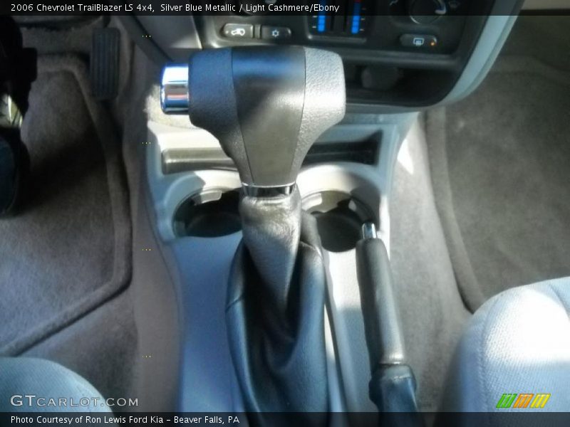 Silver Blue Metallic / Light Cashmere/Ebony 2006 Chevrolet TrailBlazer LS 4x4