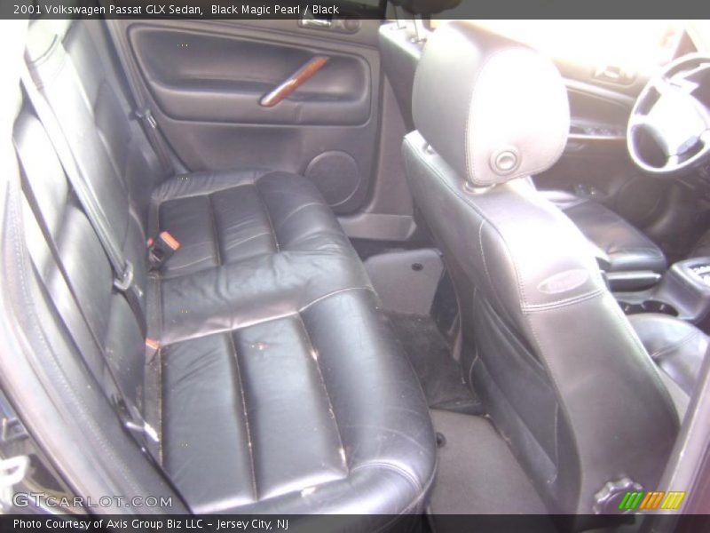 Black Magic Pearl / Black 2001 Volkswagen Passat GLX Sedan