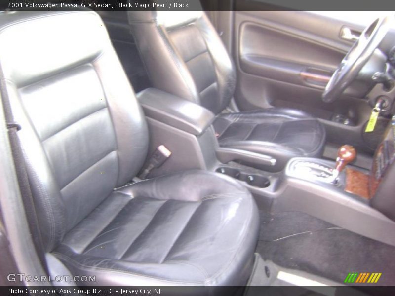 Black Magic Pearl / Black 2001 Volkswagen Passat GLX Sedan
