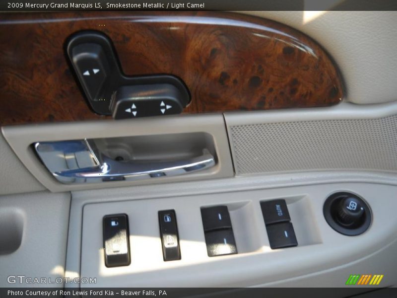 Smokestone Metallic / Light Camel 2009 Mercury Grand Marquis LS