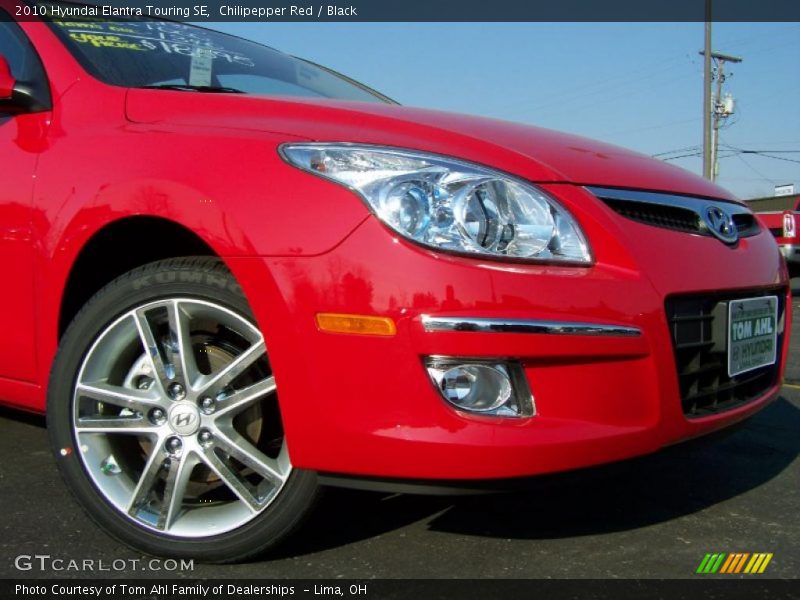 Chilipepper Red / Black 2010 Hyundai Elantra Touring SE
