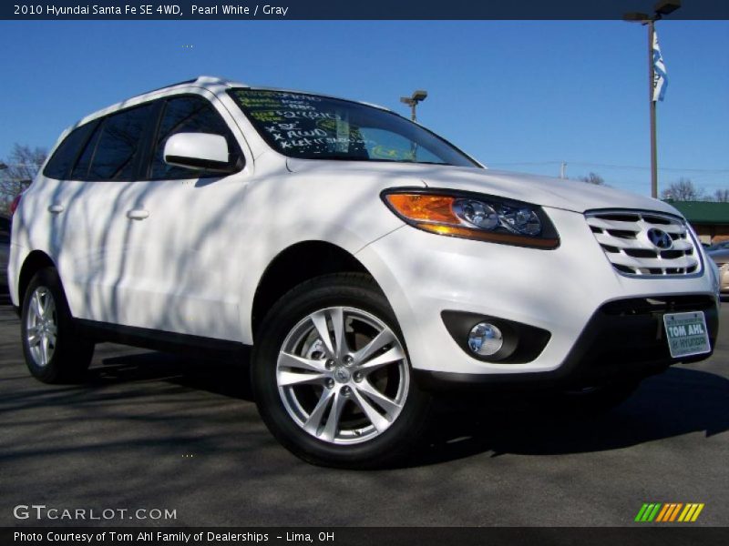 Pearl White / Gray 2010 Hyundai Santa Fe SE 4WD