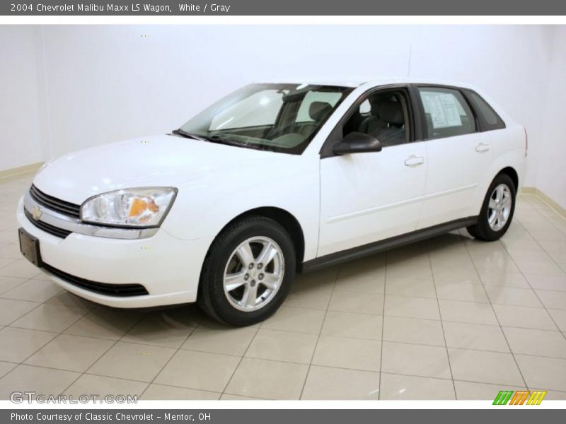 White / Gray 2004 Chevrolet Malibu Maxx LS Wagon