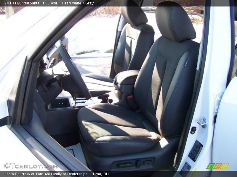 Pearl White / Gray 2010 Hyundai Santa Fe SE 4WD