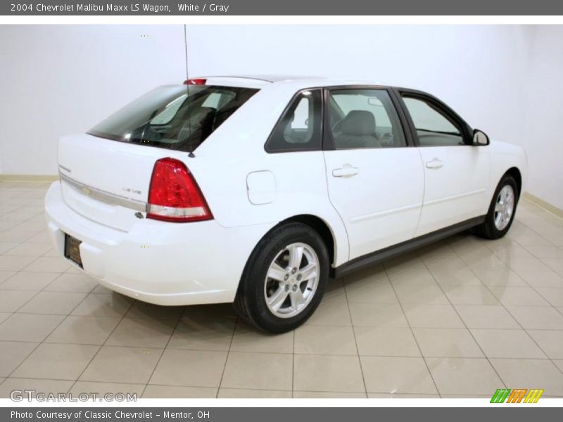 White / Gray 2004 Chevrolet Malibu Maxx LS Wagon