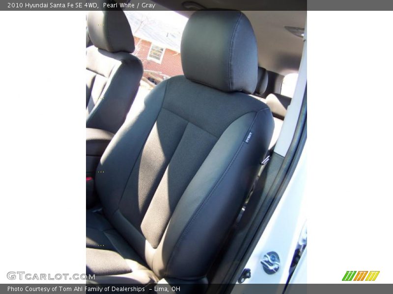 Pearl White / Gray 2010 Hyundai Santa Fe SE 4WD