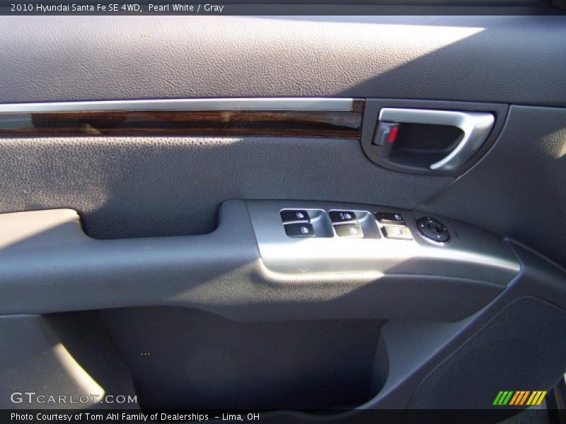 Pearl White / Gray 2010 Hyundai Santa Fe SE 4WD