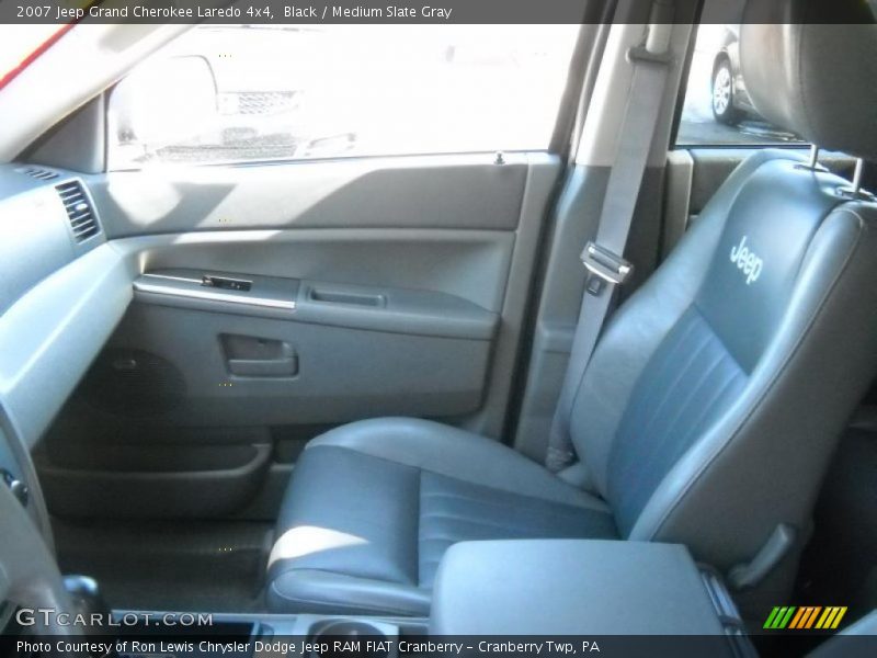 Black / Medium Slate Gray 2007 Jeep Grand Cherokee Laredo 4x4