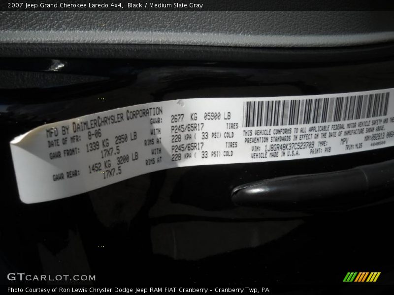 Black / Medium Slate Gray 2007 Jeep Grand Cherokee Laredo 4x4