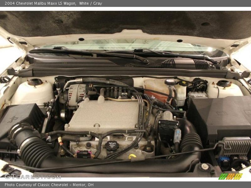 White / Gray 2004 Chevrolet Malibu Maxx LS Wagon