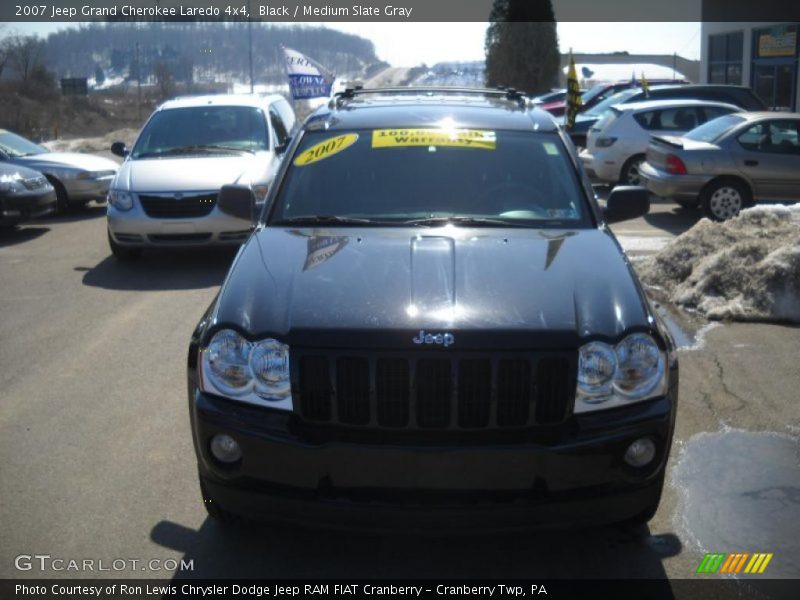 Black / Medium Slate Gray 2007 Jeep Grand Cherokee Laredo 4x4