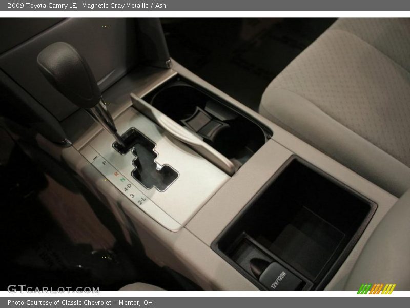 Magnetic Gray Metallic / Ash 2009 Toyota Camry LE