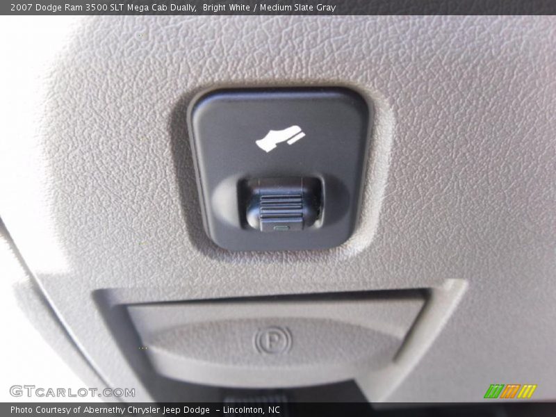 Bright White / Medium Slate Gray 2007 Dodge Ram 3500 SLT Mega Cab Dually