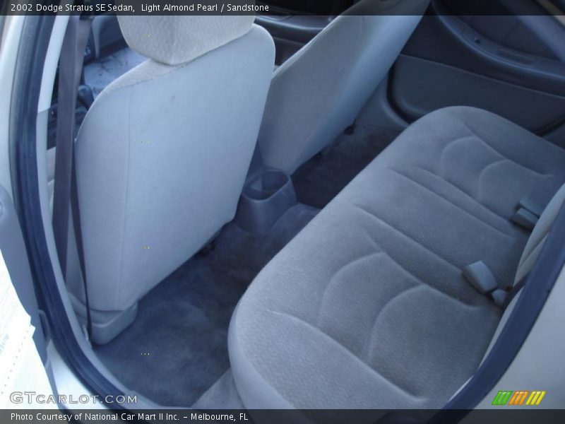 Light Almond Pearl / Sandstone 2002 Dodge Stratus SE Sedan