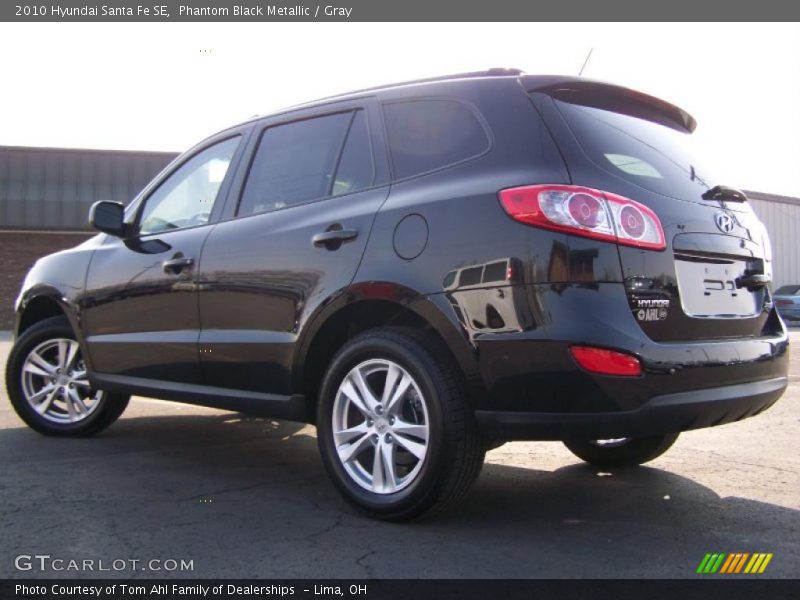 Phantom Black Metallic / Gray 2010 Hyundai Santa Fe SE