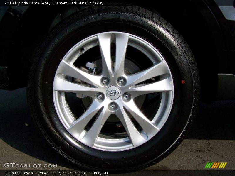 Phantom Black Metallic / Gray 2010 Hyundai Santa Fe SE