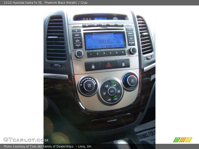 Phantom Black Metallic / Gray 2010 Hyundai Santa Fe SE