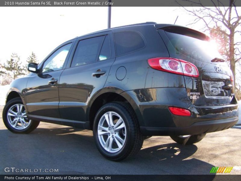 Black Forest Green Metallic / Gray 2010 Hyundai Santa Fe SE