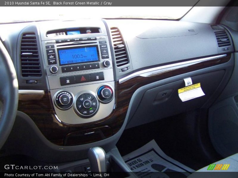 Black Forest Green Metallic / Gray 2010 Hyundai Santa Fe SE