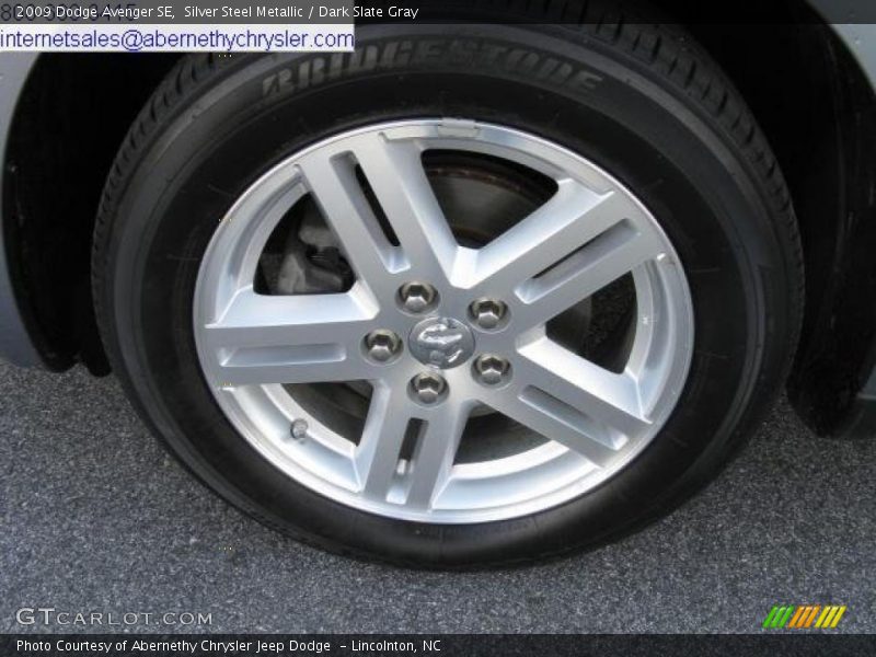 Silver Steel Metallic / Dark Slate Gray 2009 Dodge Avenger SE