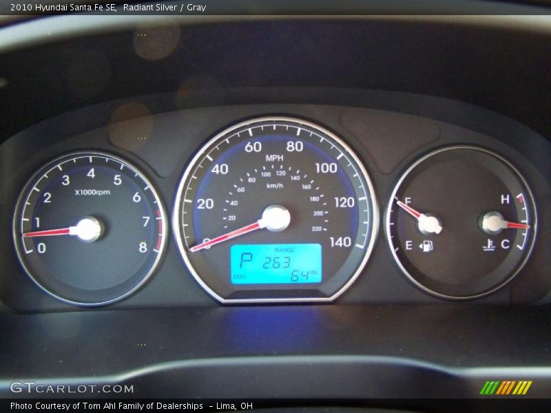 Radiant Silver / Gray 2010 Hyundai Santa Fe SE