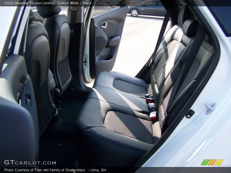 Cotton White / Black 2010 Hyundai Tucson Limited