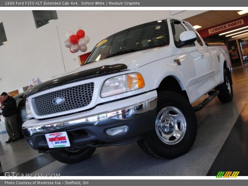 Oxford White / Medium Graphite 1999 Ford F150 XLT Extended Cab 4x4