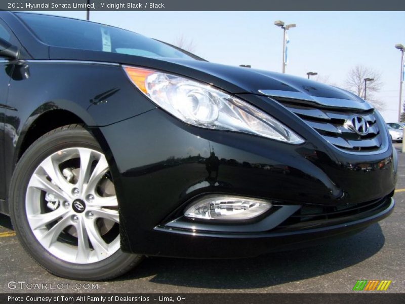 Midnight Black / Black 2011 Hyundai Sonata Limited