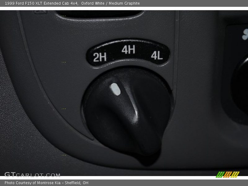 Oxford White / Medium Graphite 1999 Ford F150 XLT Extended Cab 4x4