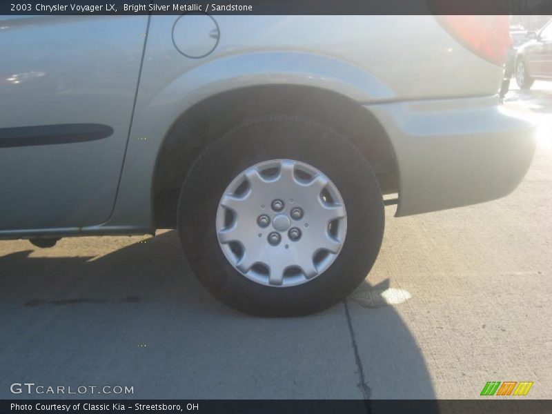 Bright Silver Metallic / Sandstone 2003 Chrysler Voyager LX