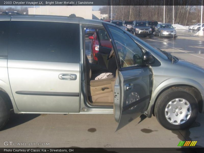 Bright Silver Metallic / Sandstone 2003 Chrysler Voyager LX